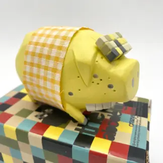 Michael Lau The Pig Yellow Crazychildren #14 – Crazysmiles 2002
