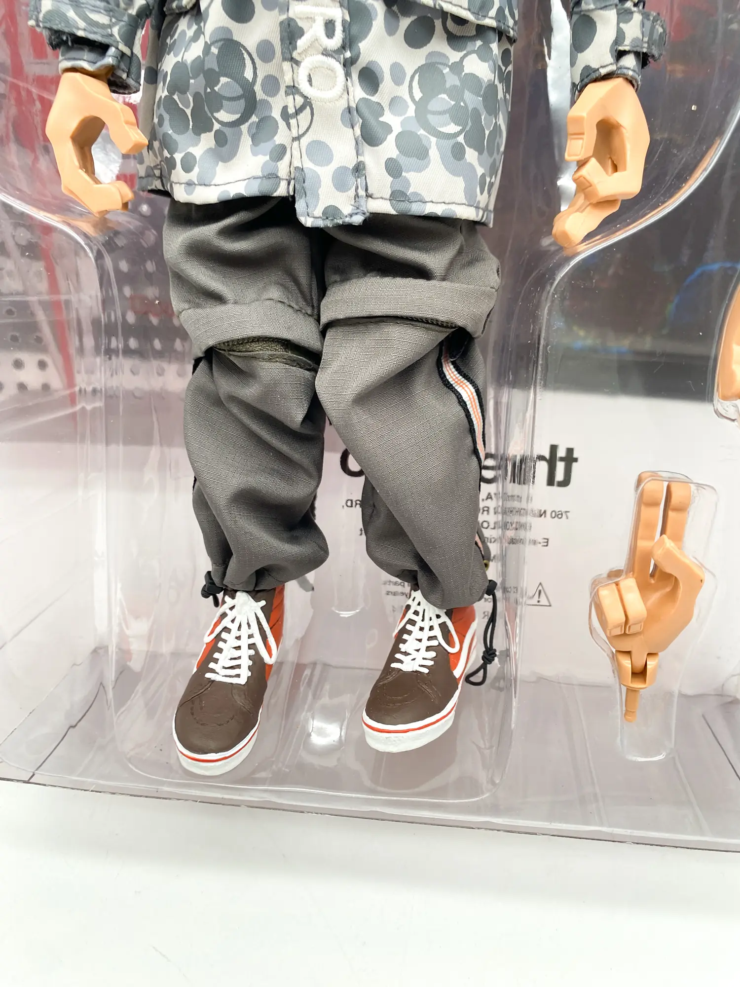 Figurine Double Click vert Threezero Monkey Playground, vue d'ensemble