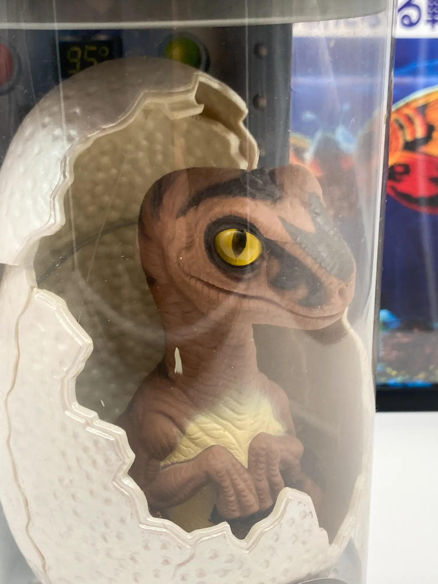 RAPTOR HATCHLING Jurassic Park The Lost World Kenner 1997 – Image 3