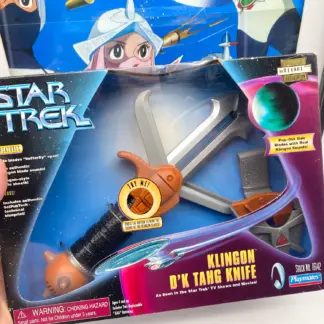 Klingon D’k Tahg Playmates 16142 et fourreau dans leur boîte Collector’s Series n° 014961.