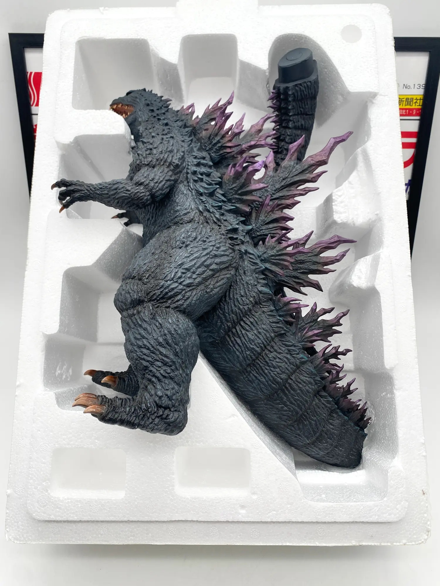 Godzilla 2000 W-Dragon – Statue PVC Prototype EdenBuster – MIB – Image 4