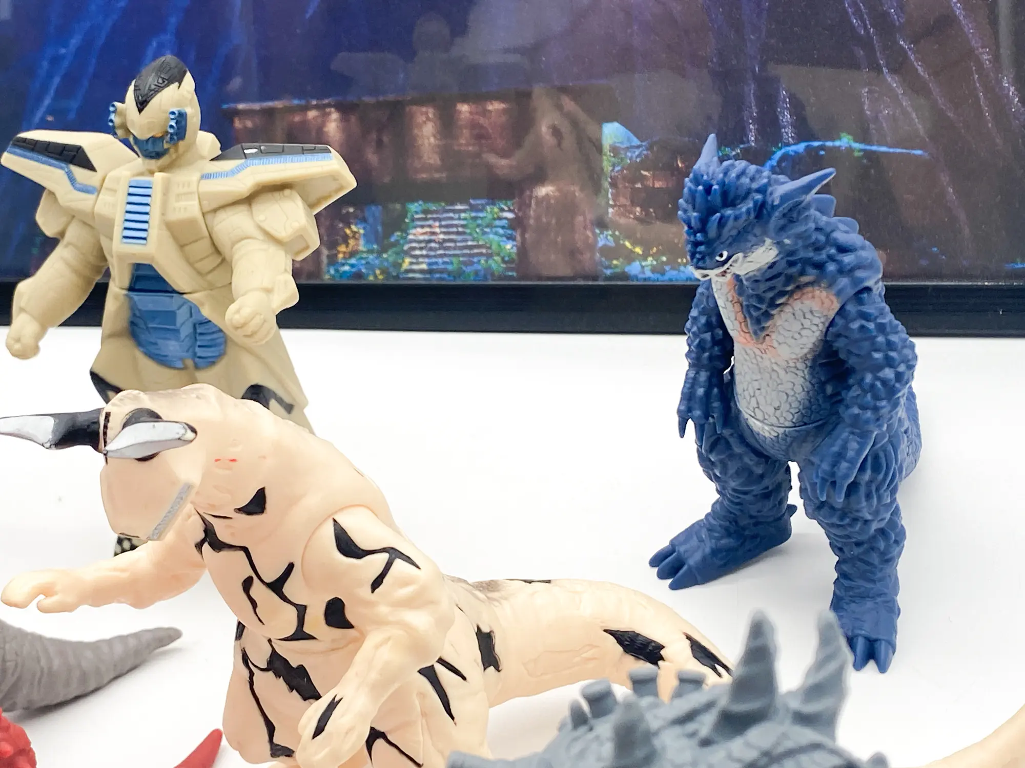 Agira et Pandon, figurines Ultraman UMS Bandai en vinyle souple