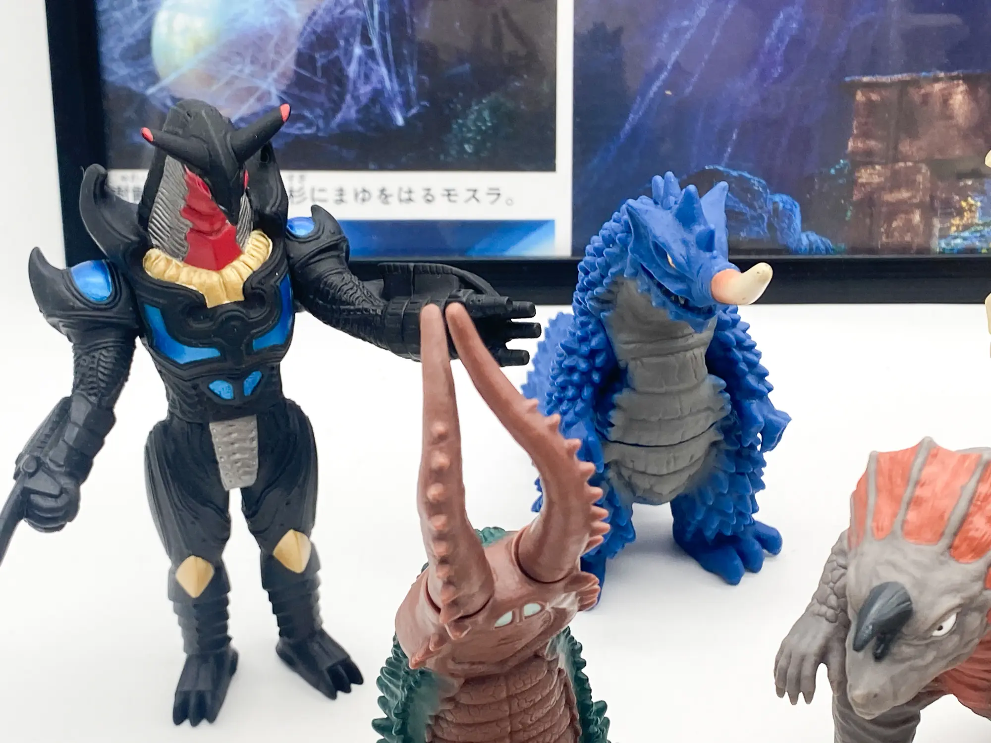Lot Ultraman UMS Bandai avec Eleking, Gimaira et Darebolic en vinyle souple