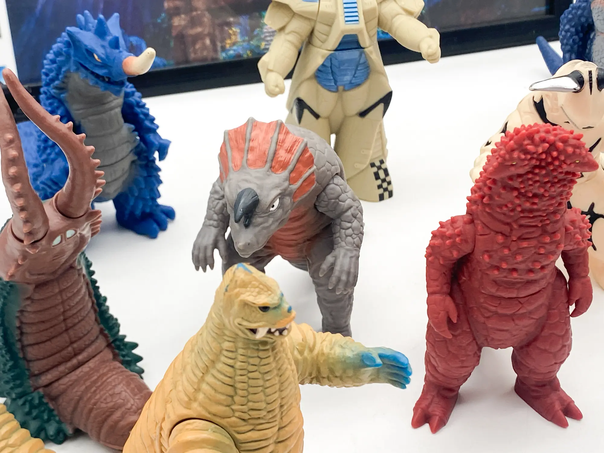 Lot Ultraman Ultra Monster Series avec Red King, Twin Tail et Satan Delos