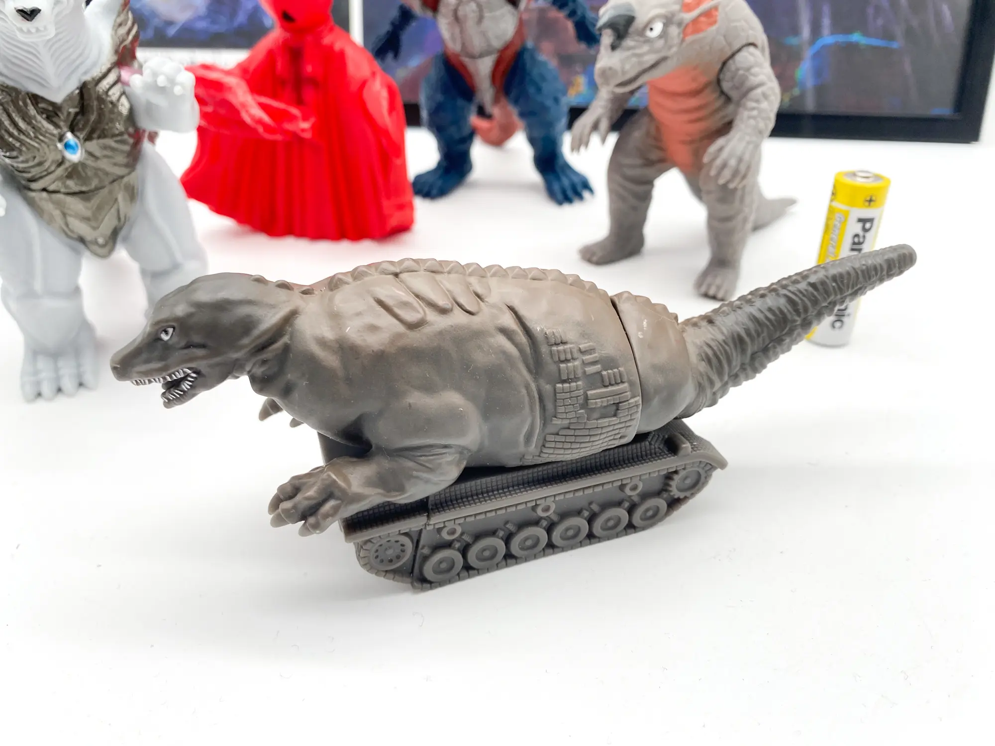 Bandai Ultra Monster 500 Dino-Tank dinosaur tank soft vinyl kaiju figure, Ultraseven, with the other kaiju of the lot