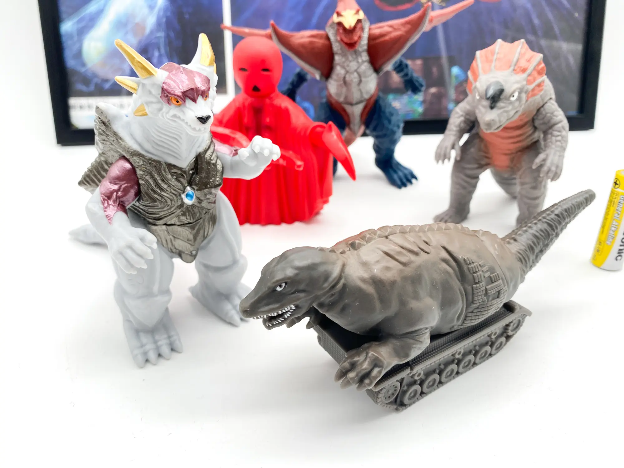 Bandai Ultra Monster 500 Series Ultraman kaiju vinyl figures lot, Dino-Tank, Agira, Nova, Guardie and Golber, view 7